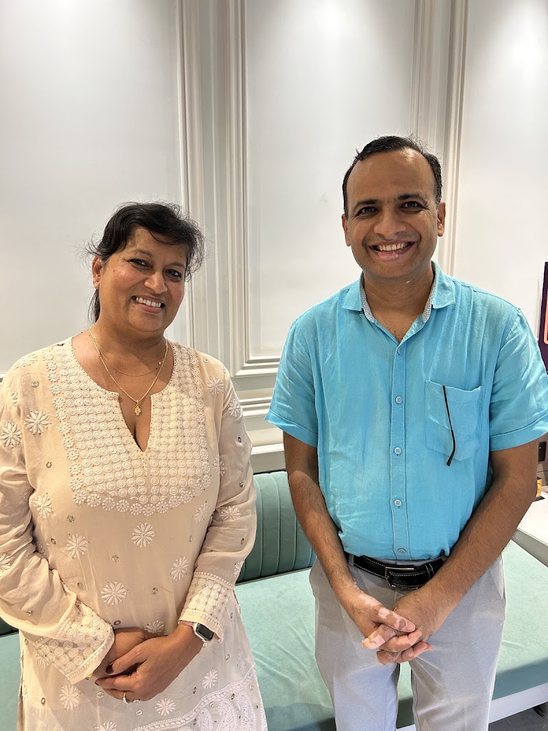 Dr Dheeraj Gupta - Gupta Dental Clinic