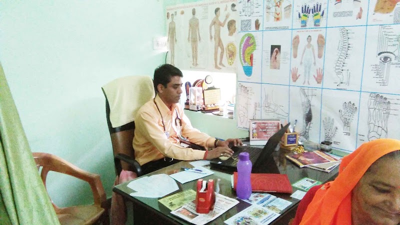 Aastha clinic