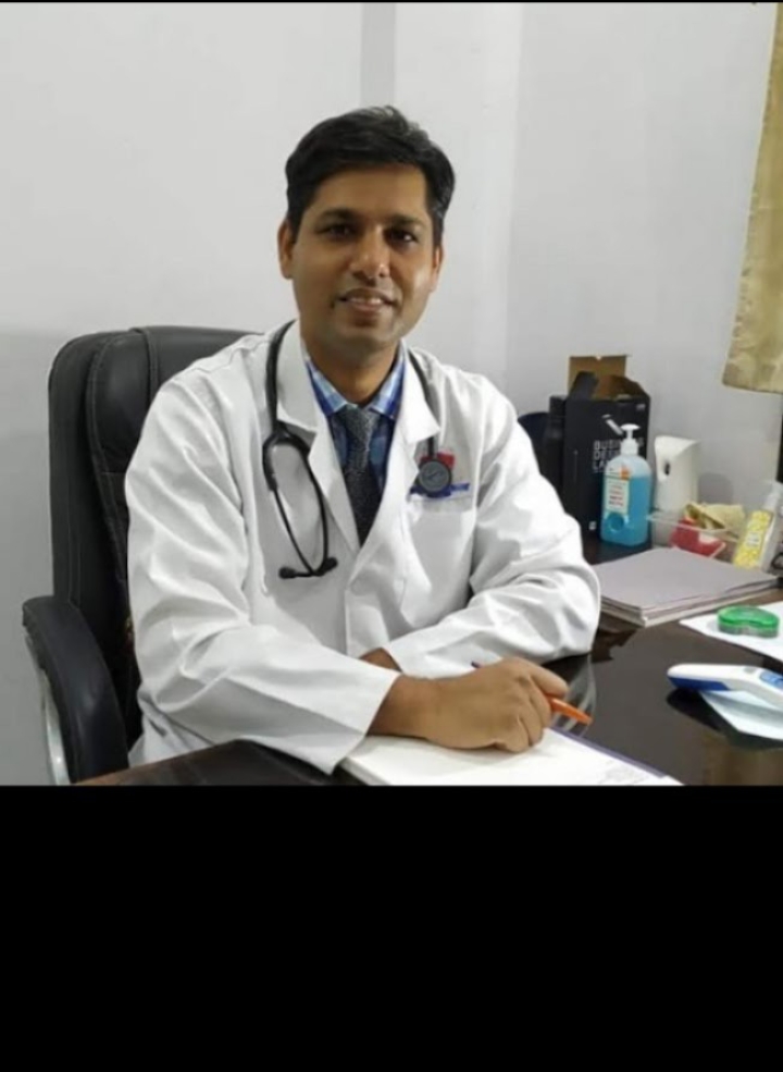 Dr Manish Pahadia MD Physician jagatpura Jaipur