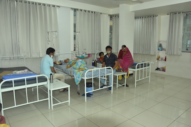 Dr. Vikas Mittal