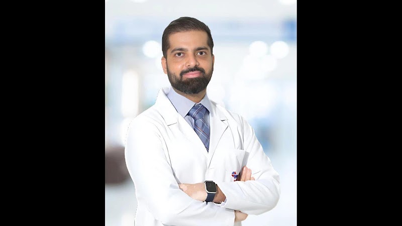 Dr. Deepanshu Gurnani
