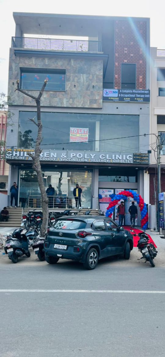 Dr Virendra Child and Poly Clinic Doctor