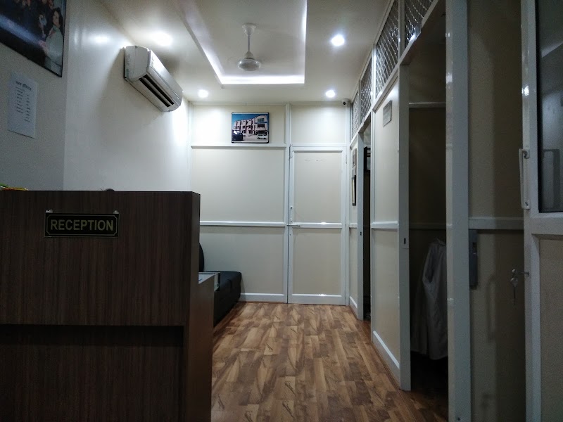 Paras Hospital